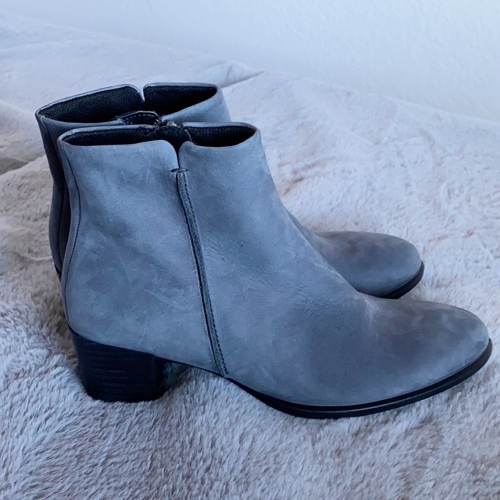 NEW Ecco Shape 35 Leather Stitch Heeled Boot
